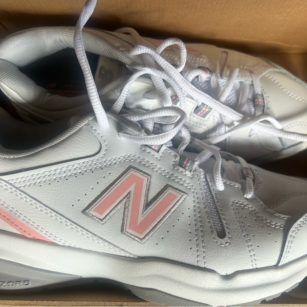 New Balance 608 Athletic Shoes Pink Trim 8 Wide